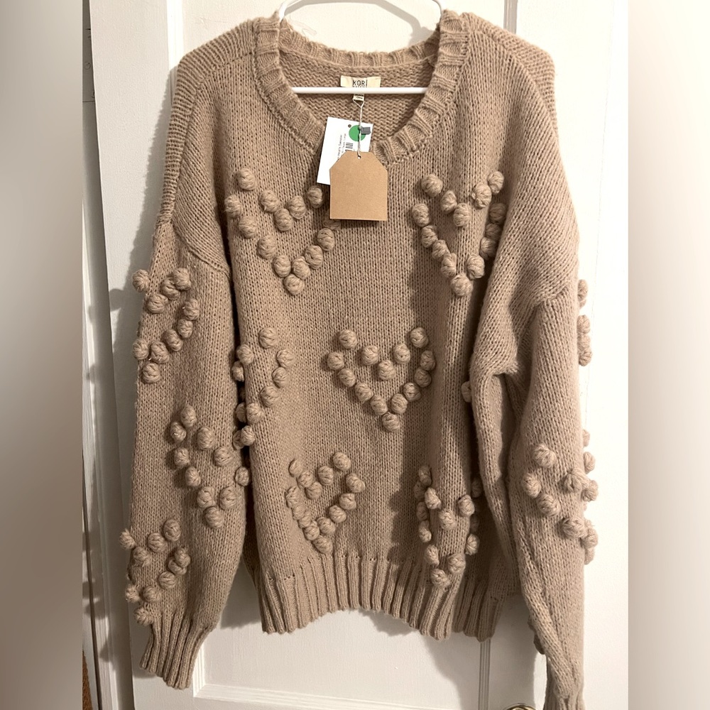 Women’s Heart Pom Pom Sweater